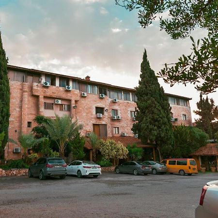 إربد Al Joude Hotel المظهر الخارجي الصورة