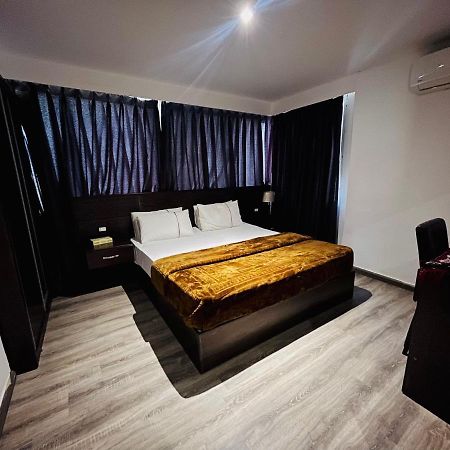 إربد Al Joude Hotel المظهر الخارجي الصورة