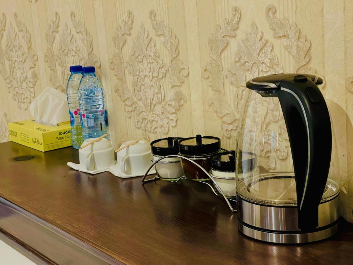 إربد Al Joude Hotel المظهر الخارجي الصورة